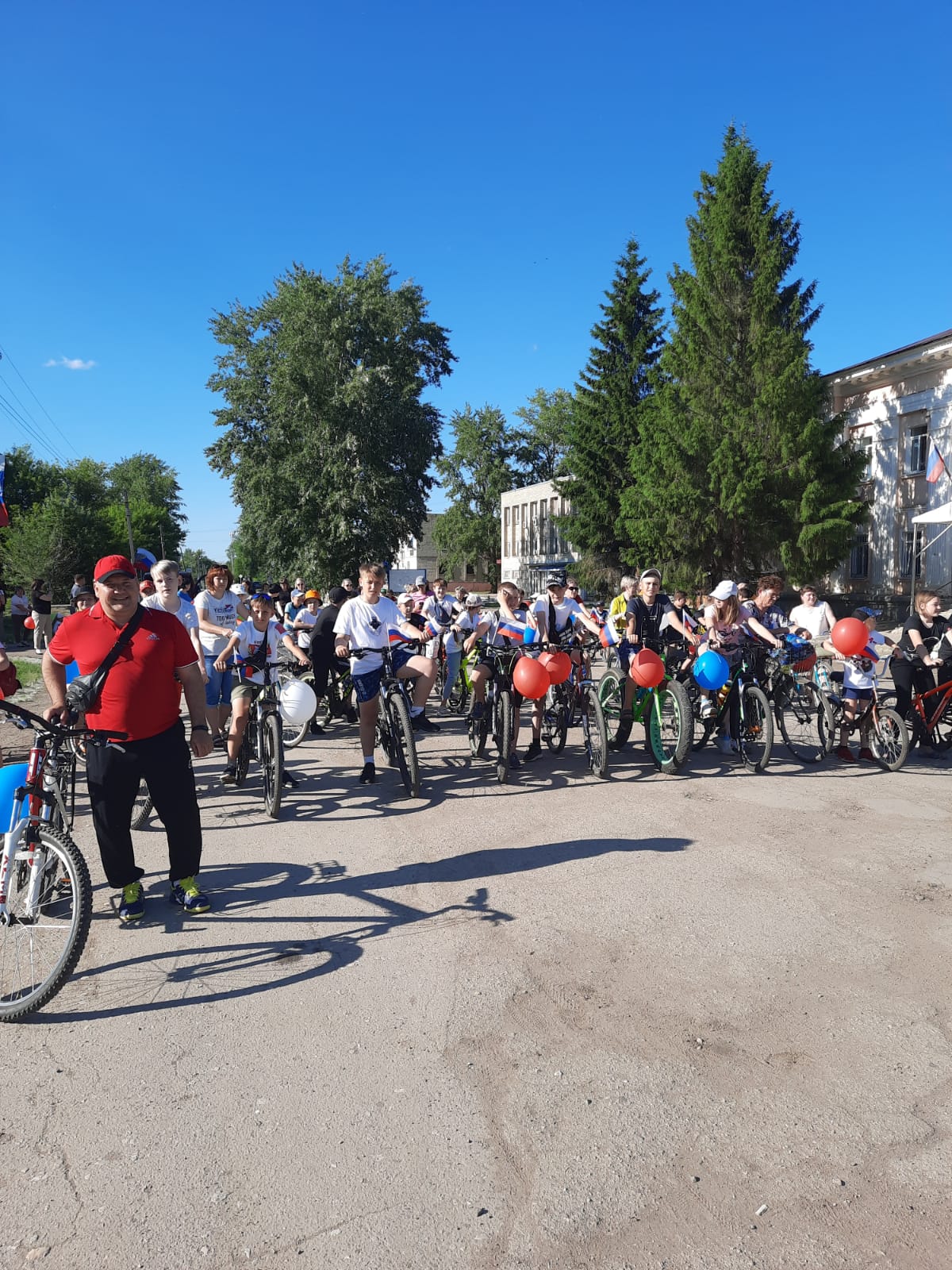 В Екатериновке состоялся праздничный велопробег
